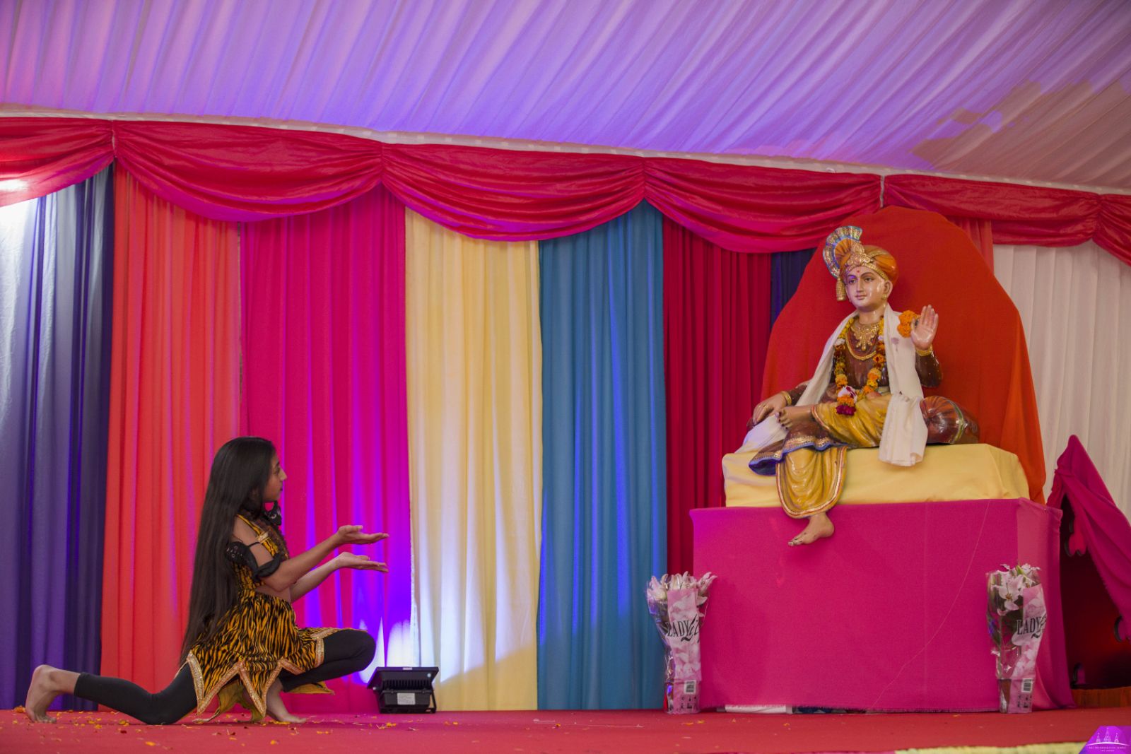 7D2A6706 copy - ©1987-2017 SKS Swaminarayan Temple East London